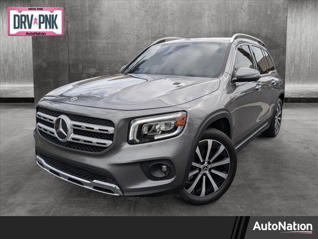 used 2020 Mercedes-Benz GLB 250 car, priced at $23,851