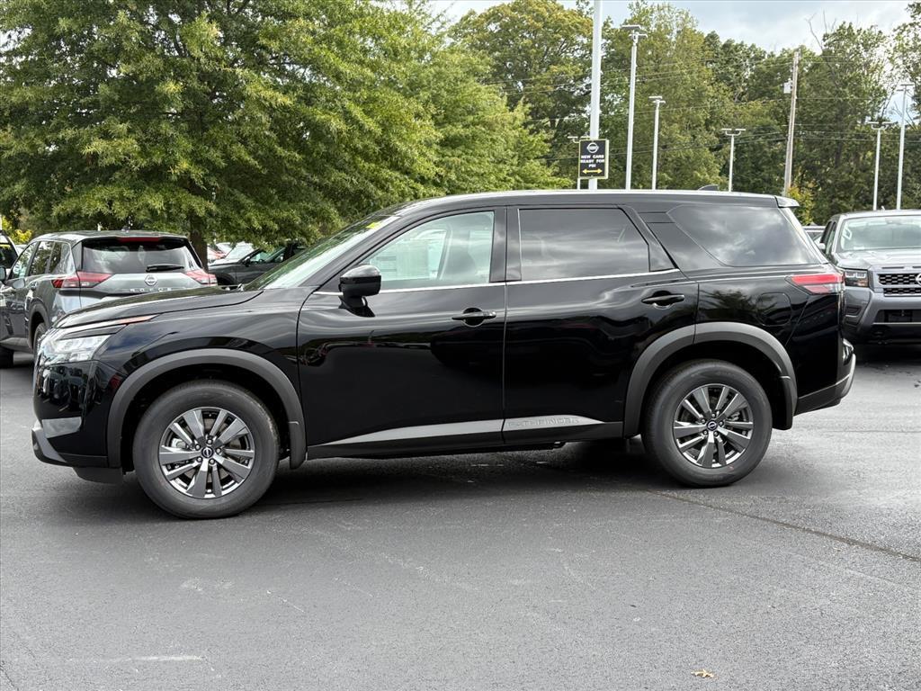 new 2025 Nissan Pathfinder car, priced at $33,371