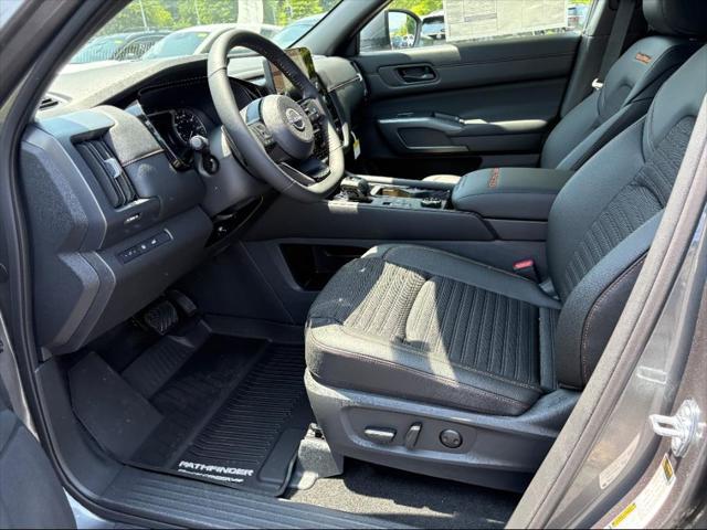 new 2025 Nissan Pathfinder car, priced at $43,888