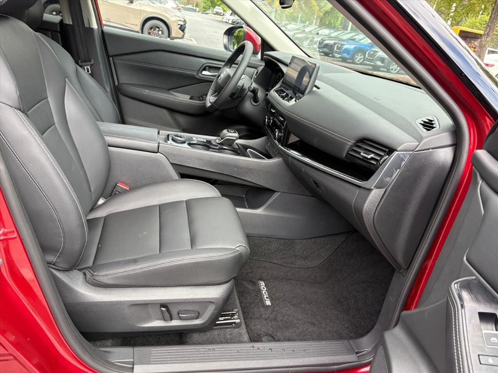 used 2025 Nissan Rogue car, priced at $31,949
