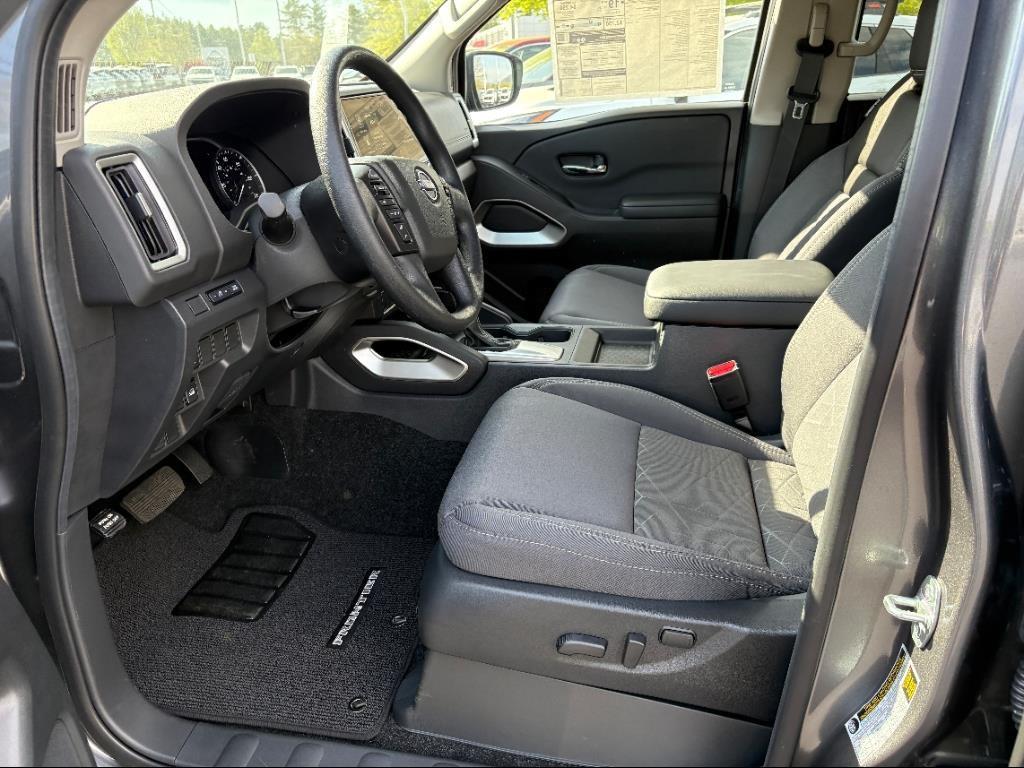 new 2025 Nissan Frontier car, priced at $36,622