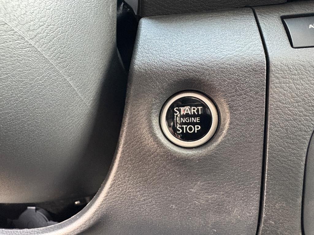 new 2025 Nissan Frontier car, priced at $36,622