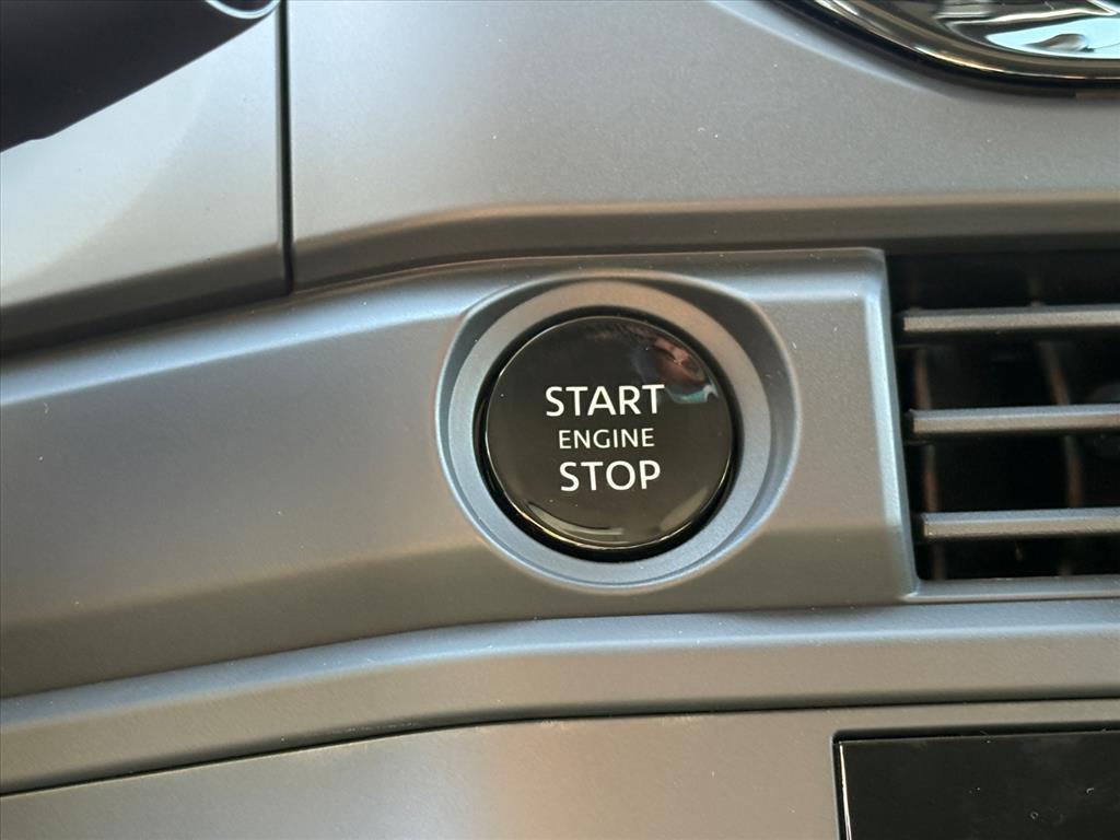 new 2025 Nissan Pathfinder car, priced at $33,371