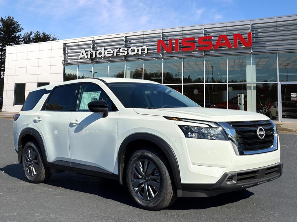 new 2025 Nissan Pathfinder car, priced at $33,371