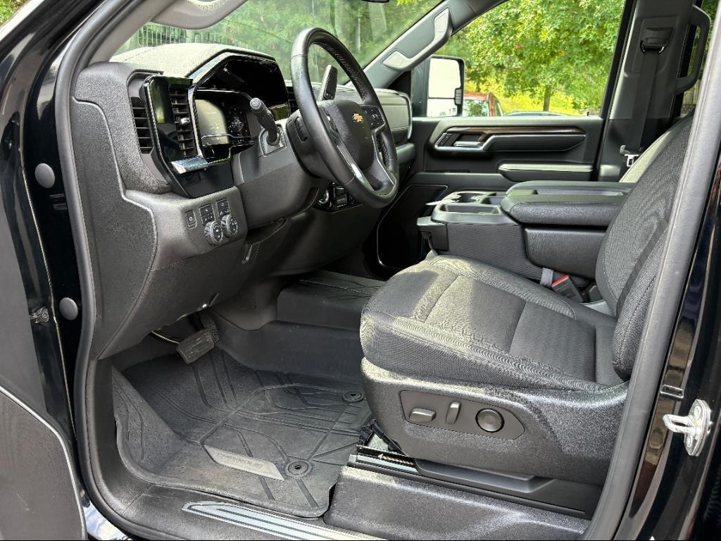 used 2024 Chevrolet Silverado 2500 car, priced at $49,538