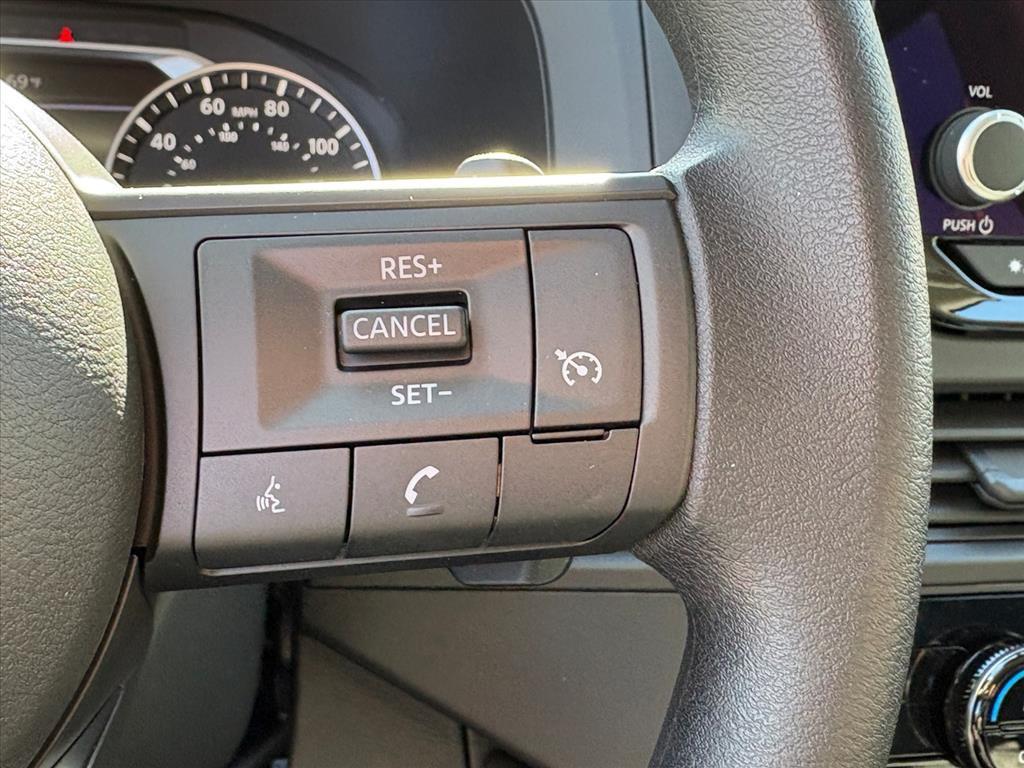 new 2025 Nissan Pathfinder car, priced at $33,371