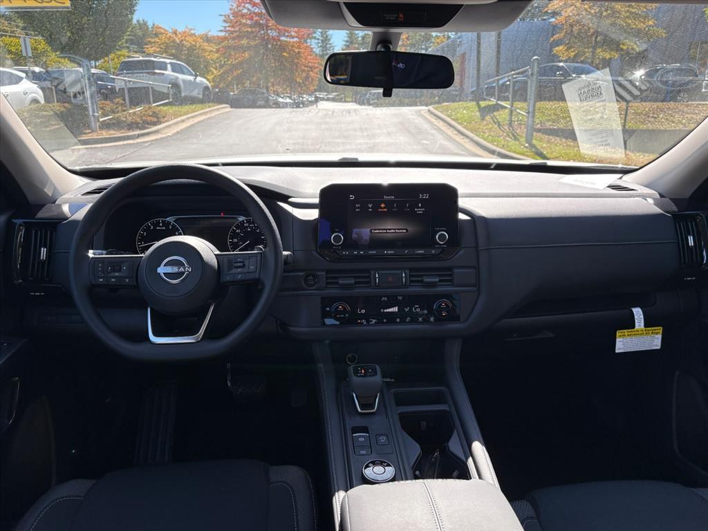 new 2025 Nissan Pathfinder car, priced at $33,371