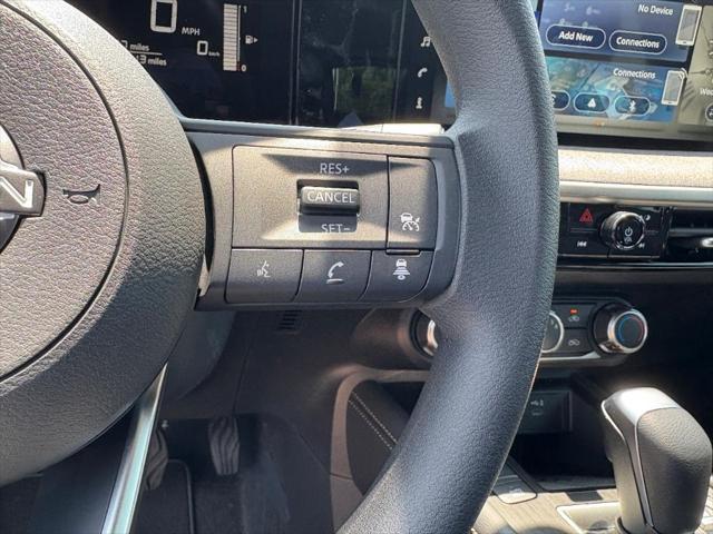 new 2025 Nissan Kicks car, priced at $26,555