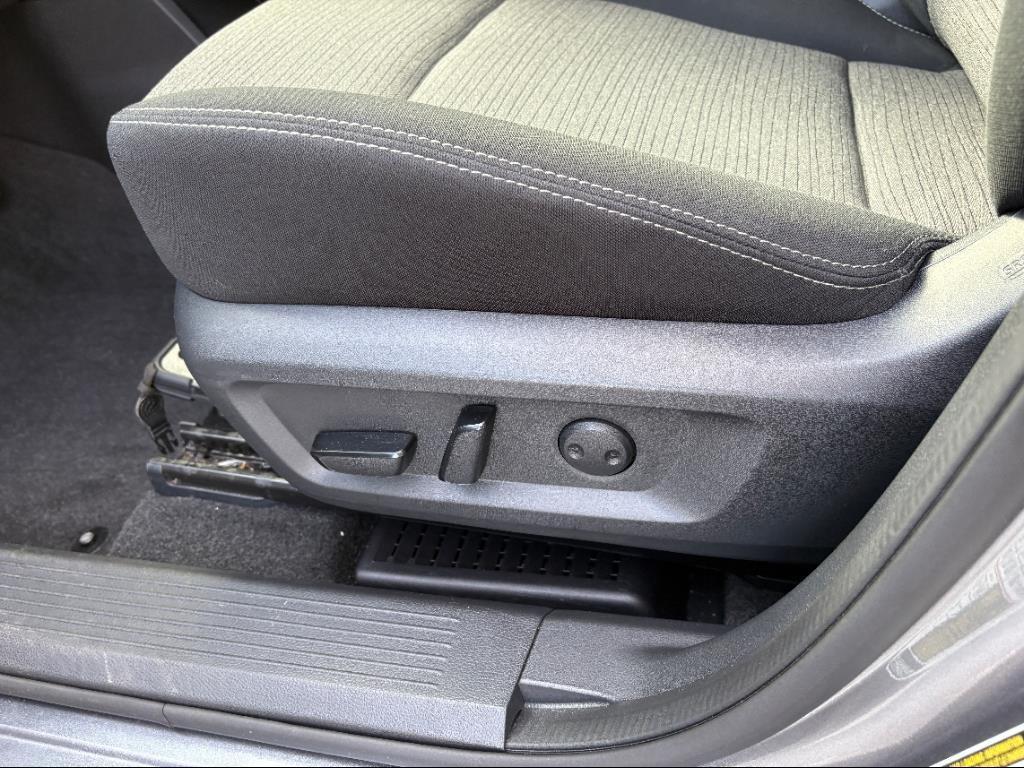 used 2022 Nissan Rogue car, priced at $21,993