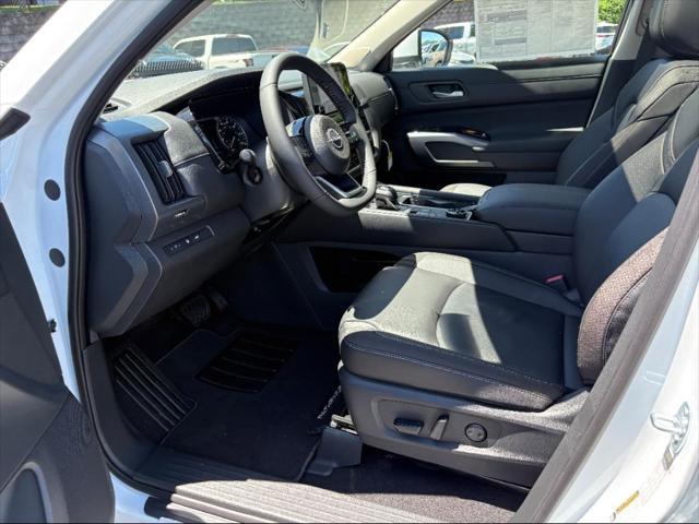 new 2025 Nissan Pathfinder car, priced at $47,325