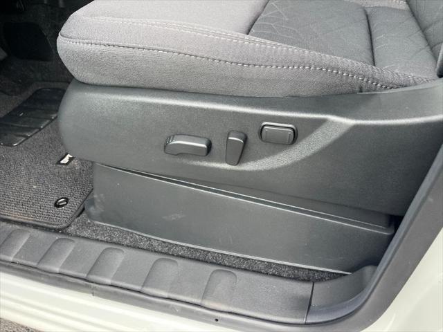 new 2025 Nissan Frontier car, priced at $38,622