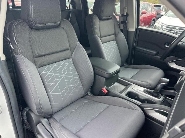 new 2025 Nissan Frontier car, priced at $38,622