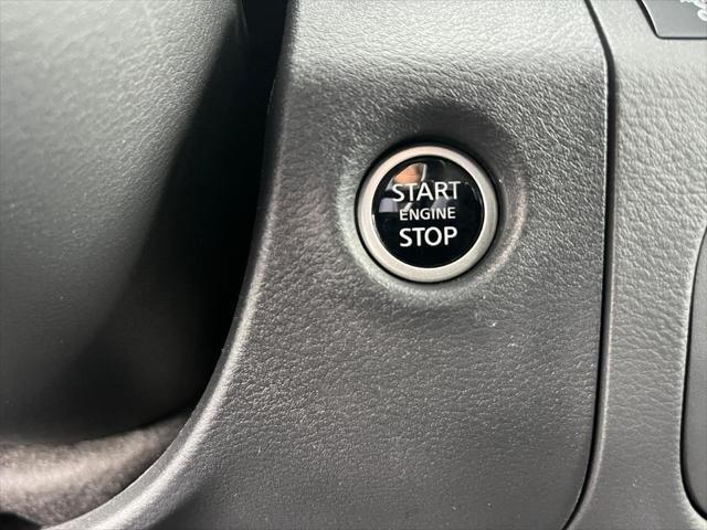 new 2025 Nissan Frontier car, priced at $38,622