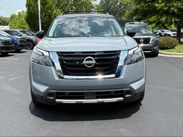 new 2025 Nissan Pathfinder car, priced at $51,752