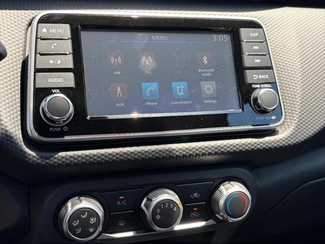 new 2025 Nissan Kicks car, priced at $23,257