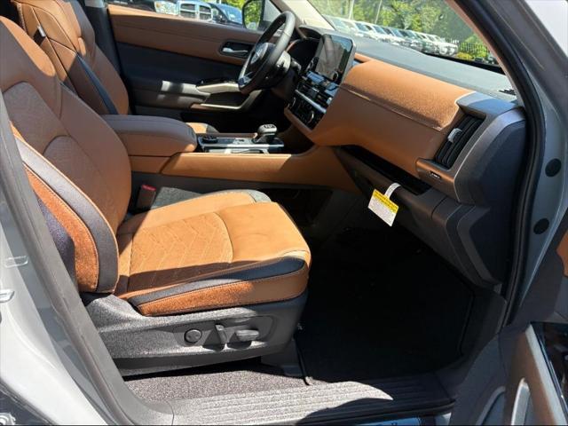 new 2025 Nissan Pathfinder car, priced at $50,415