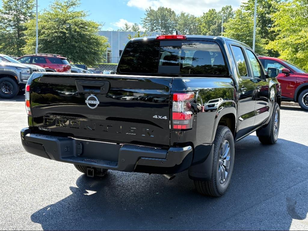 new 2025 Nissan Frontier car, priced at $39,725