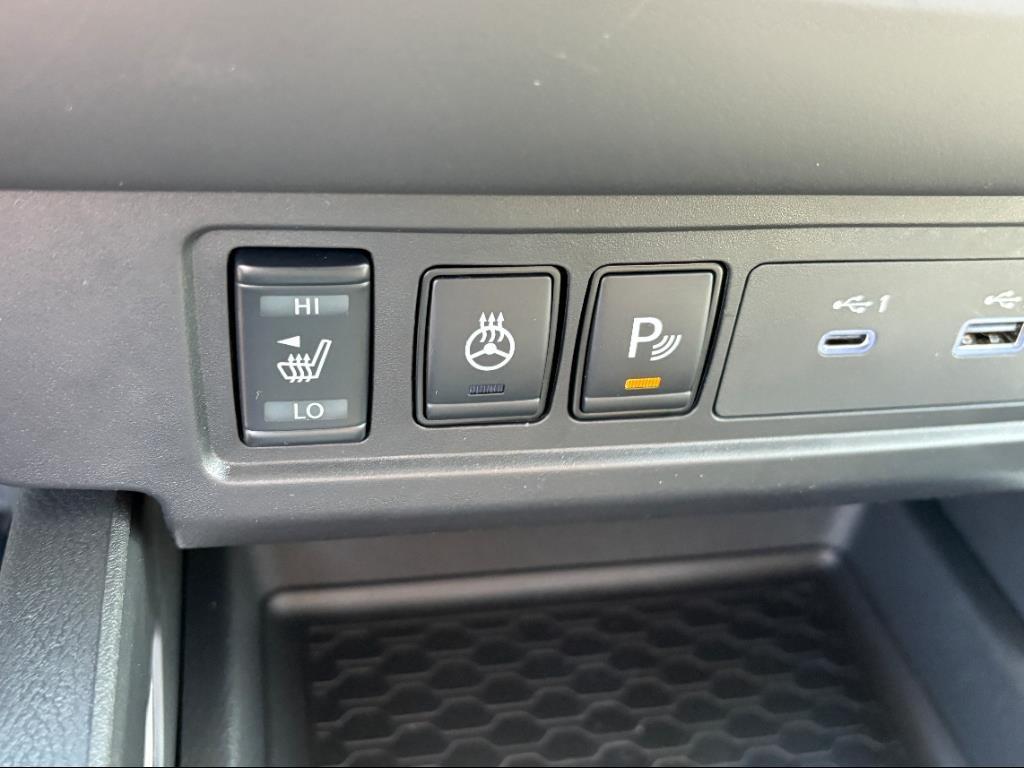 new 2025 Nissan Frontier car, priced at $39,725
