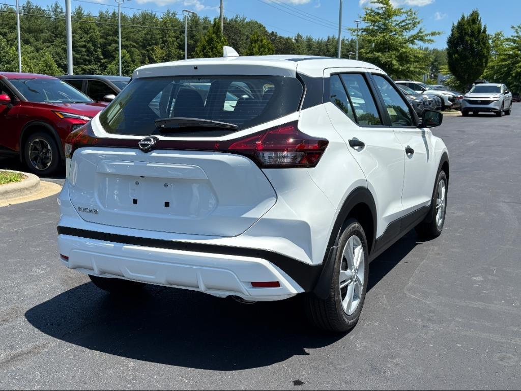 new 2025 Nissan Kicks car, priced at $23,257