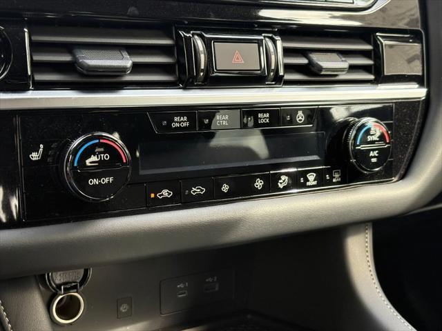 new 2025 Nissan Pathfinder car, priced at $44,027