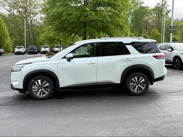 new 2025 Nissan Pathfinder car, priced at $44,027