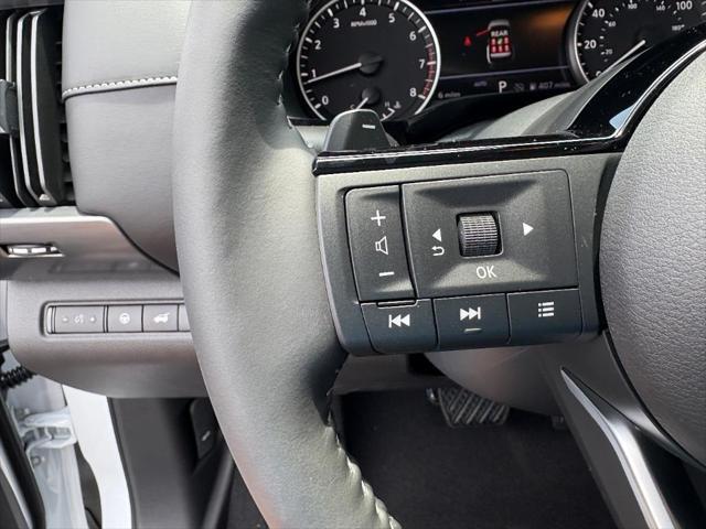 new 2025 Nissan Pathfinder car, priced at $43,372