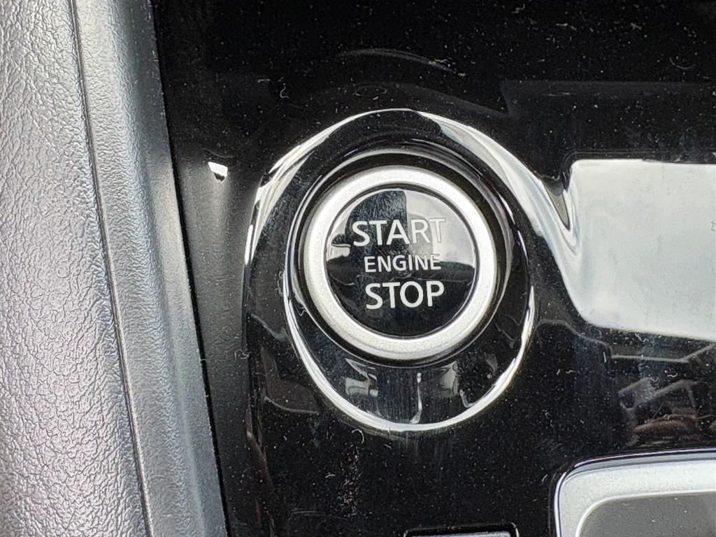 new 2025 Nissan Versa car, priced at $22,240