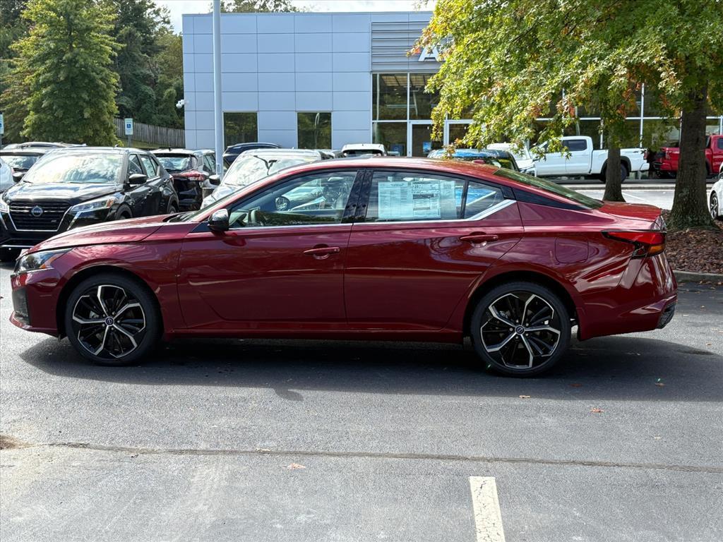 new 2025 Nissan Altima car, priced at $33,857