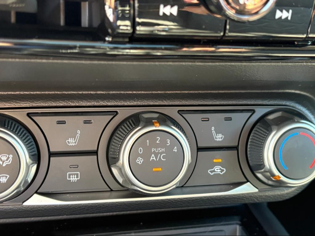 new 2025 Nissan Kicks car, priced at $28,344