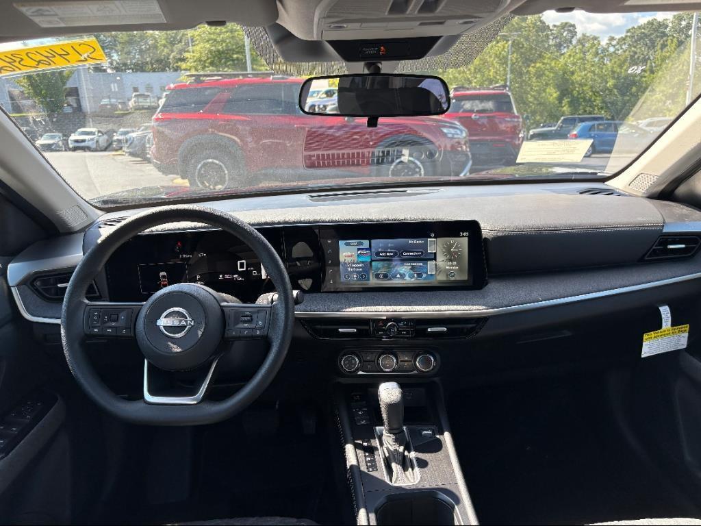 new 2025 Nissan Kicks car, priced at $28,344