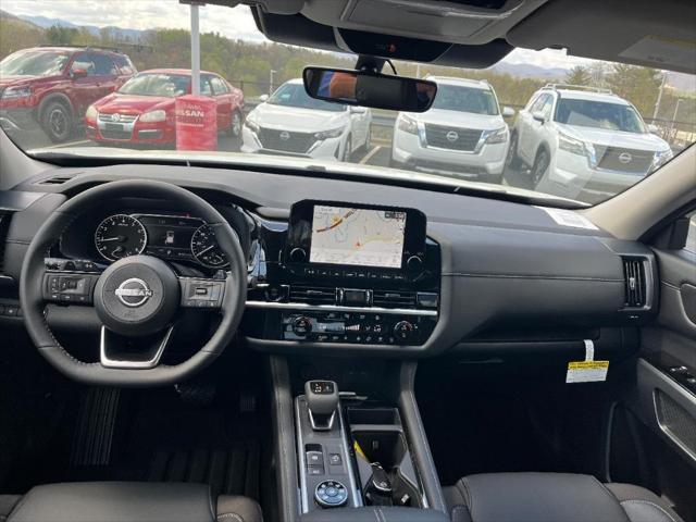 new 2025 Nissan Pathfinder car, priced at $43,396