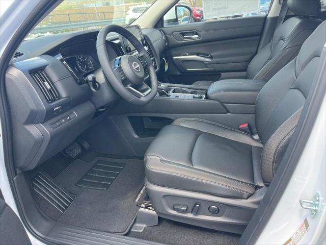 new 2025 Nissan Pathfinder car, priced at $43,396