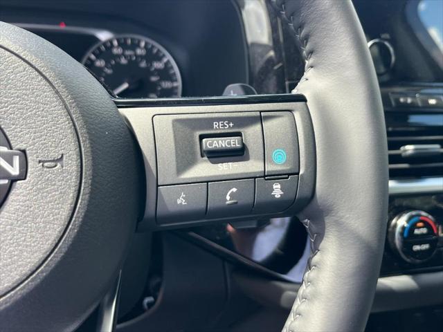 new 2025 Nissan Pathfinder car, priced at $43,396