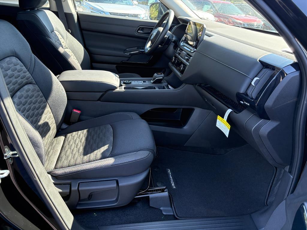 new 2025 Nissan Pathfinder car, priced at $33,371
