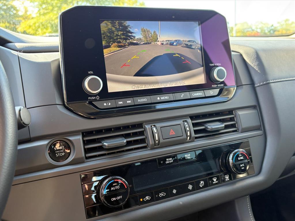 new 2025 Nissan Pathfinder car, priced at $33,371