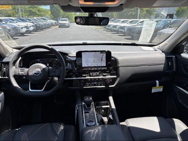 new 2025 Nissan Pathfinder car, priced at $46,519