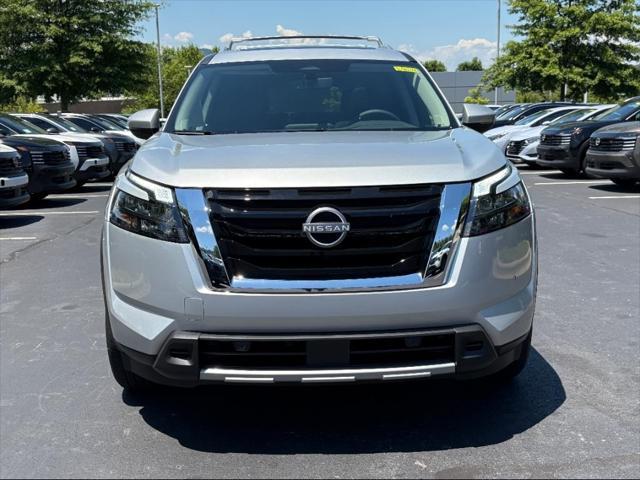 new 2025 Nissan Pathfinder car, priced at $46,519