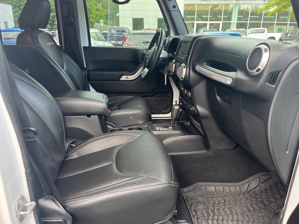 used 2015 Jeep Wrangler Unlimited car, priced at $20,994
