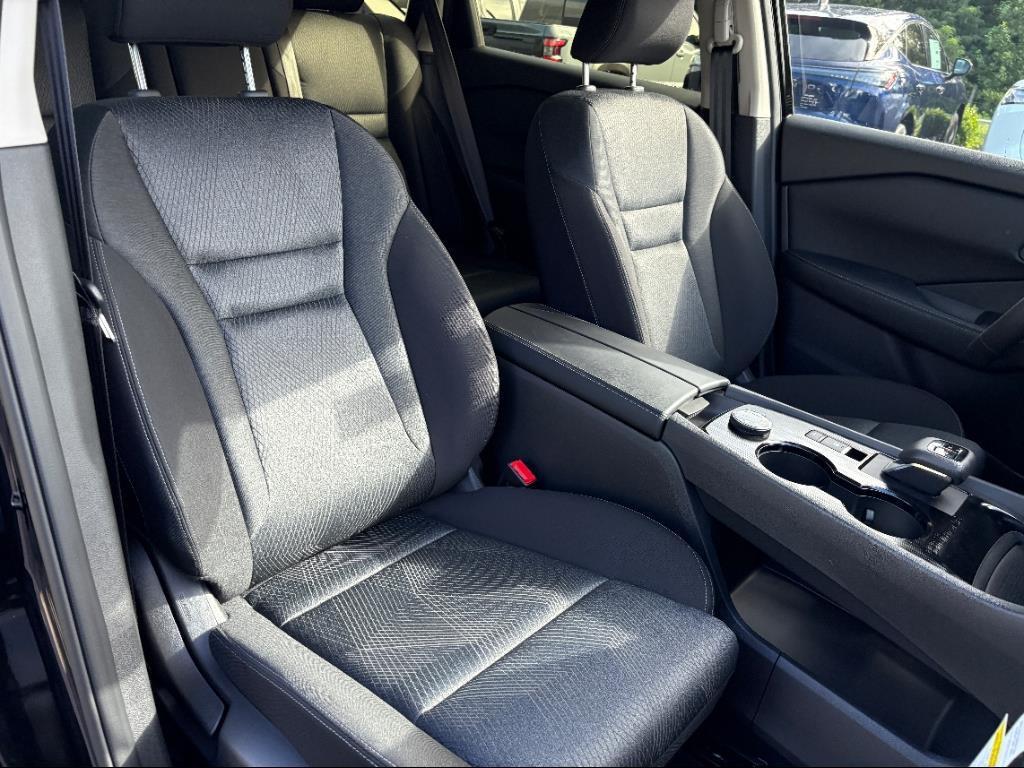 new 2025 Nissan Rogue car, priced at $32,309