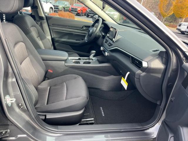 new 2025 Nissan Altima car, priced at $27,284