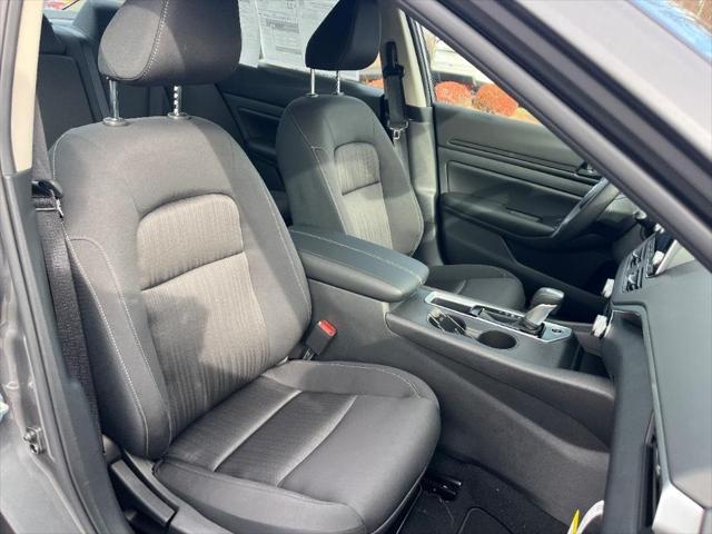 new 2025 Nissan Altima car, priced at $27,284