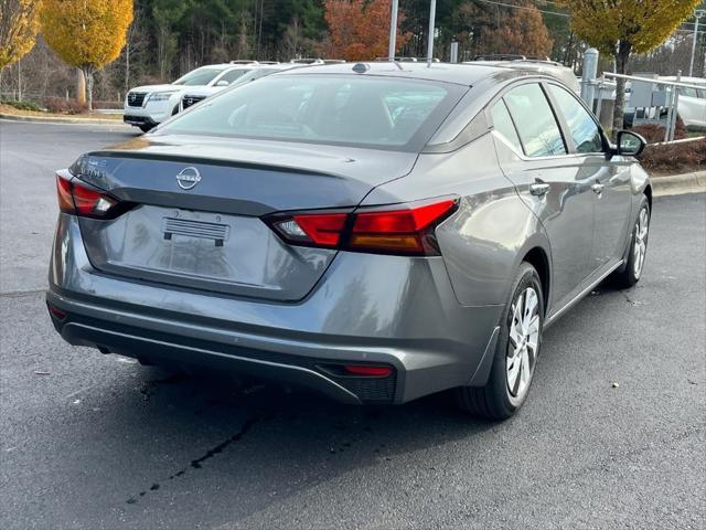 new 2025 Nissan Altima car, priced at $27,284