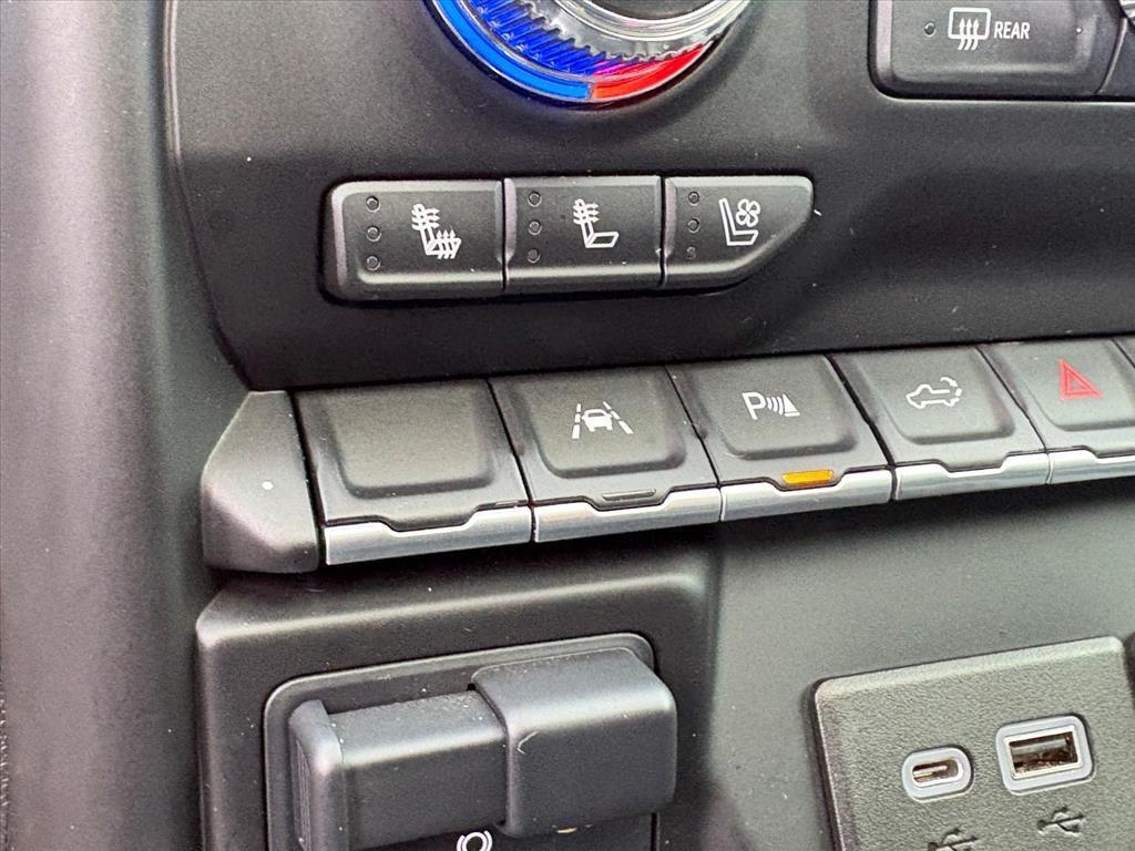 used 2022 GMC Sierra 1500 car, priced at $38,935