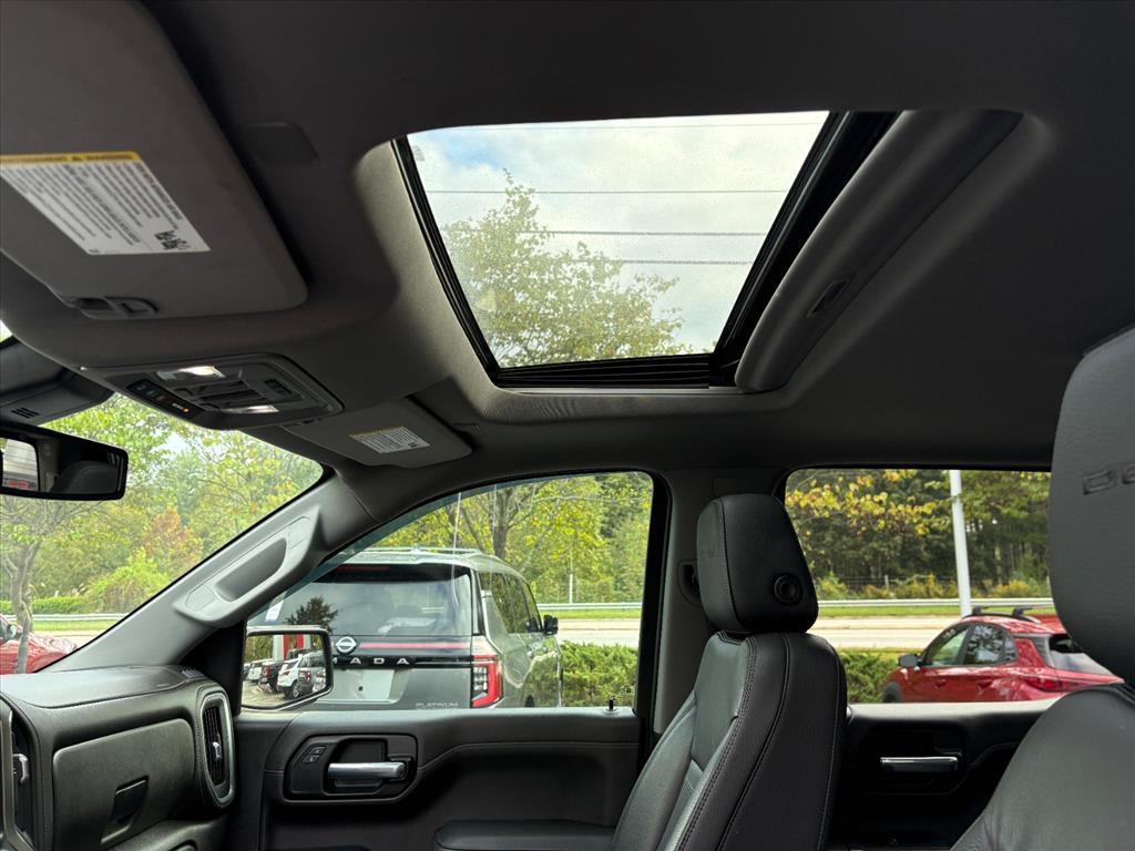 used 2022 GMC Sierra 1500 car, priced at $38,935