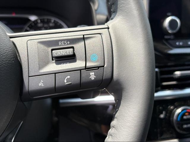 new 2025 Nissan Pathfinder car, priced at $41,772
