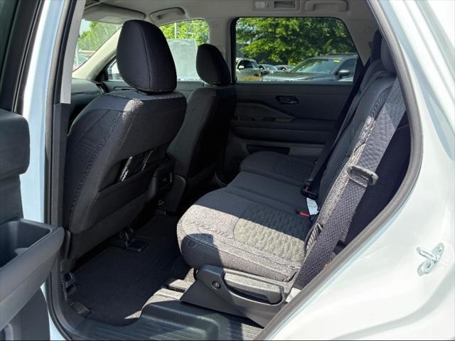 new 2025 Nissan Pathfinder car, priced at $41,772