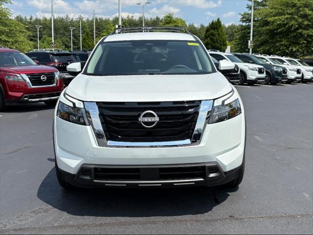 new 2025 Nissan Pathfinder car, priced at $41,772