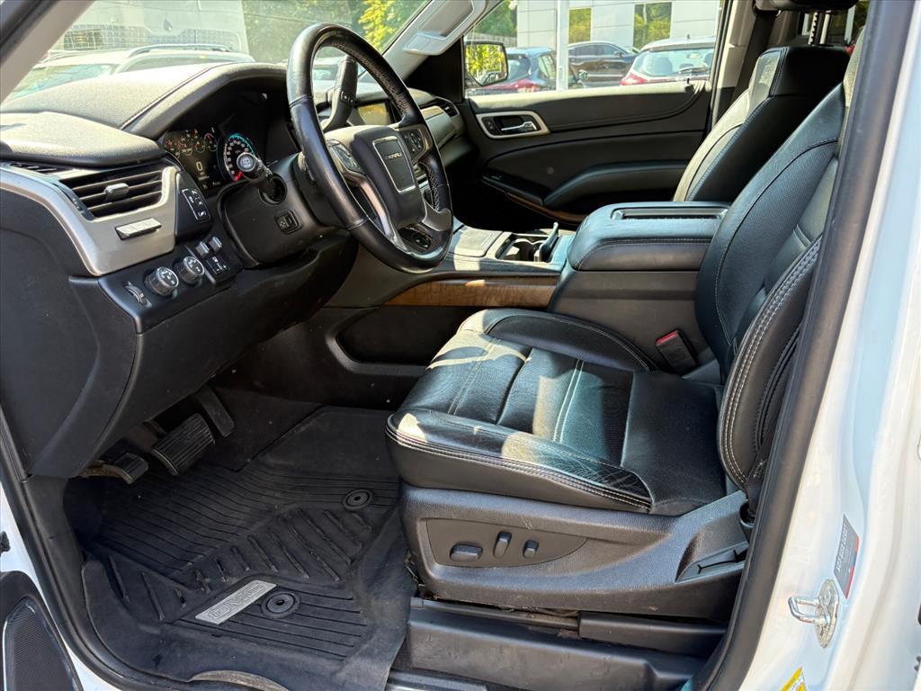 used 2020 GMC Yukon XL car, priced at $33,821