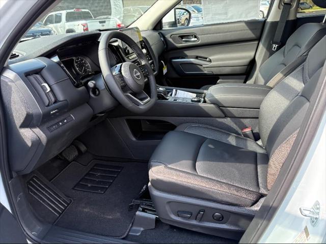 new 2025 Nissan Pathfinder car, priced at $43,317