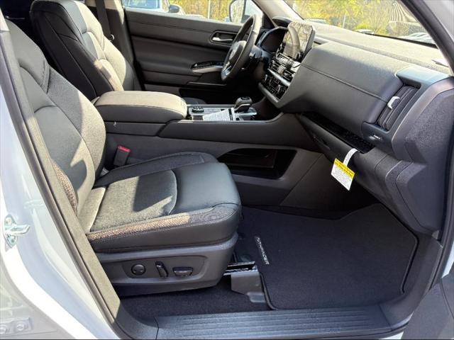 new 2025 Nissan Pathfinder car, priced at $43,317